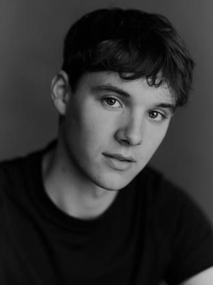 إيوان هوروكس