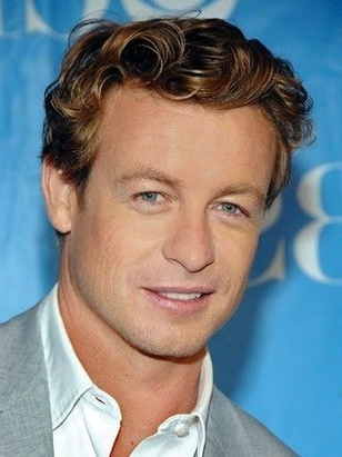 سايمون بيكر