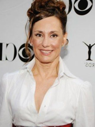 لوري ميتكالف