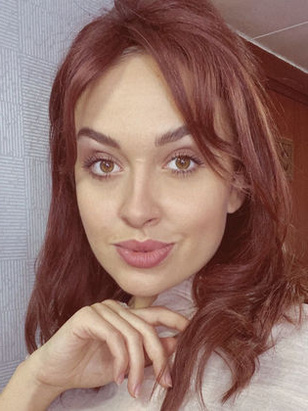 أنا مينشيكوفا