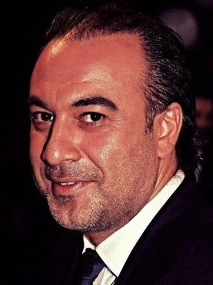 وائل أبو غزالة (وائل وهبة)