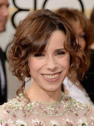 سالي هوكينز