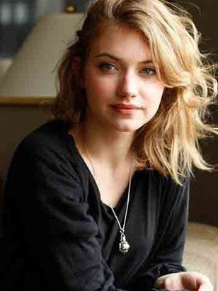 إيموجين بوتس