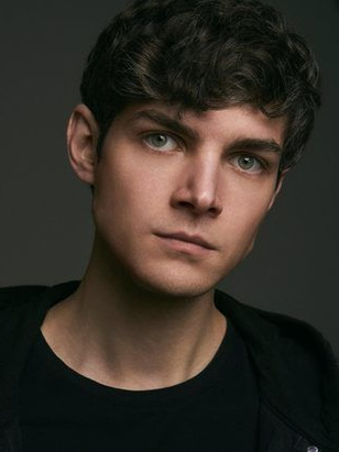 دامون ماكينيس