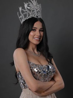 آية عبدالرازق