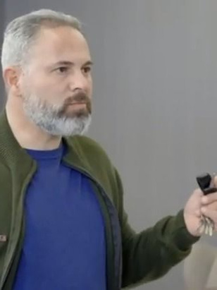 أحمد العيساوي