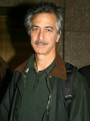 ديفيد ستراثيرن