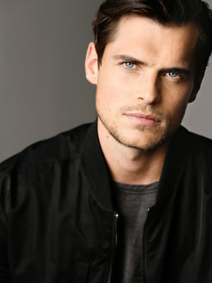 براين ليليس