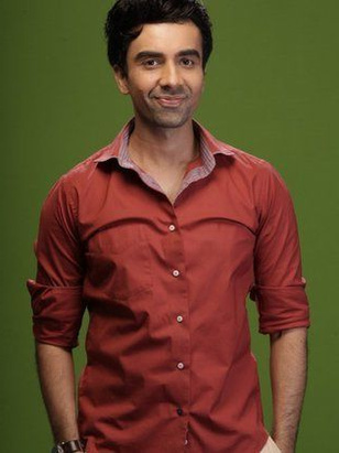 نافين كاستوريا