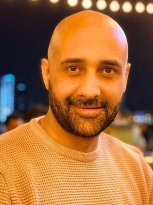 محمد الغريب