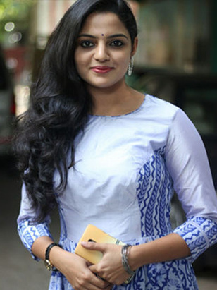 نيخيلا فيمال