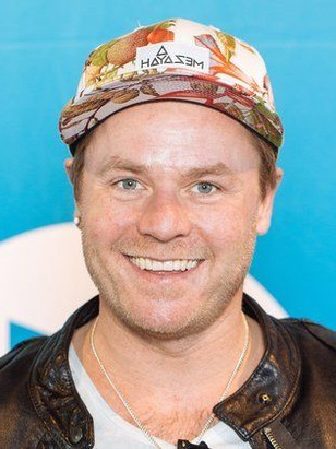 داستن سيميلروج