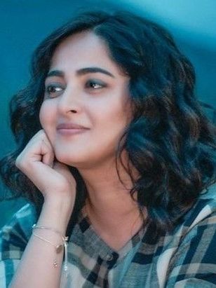 أنوشكا شيتي