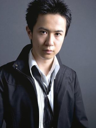 توموكازو سوجيتا