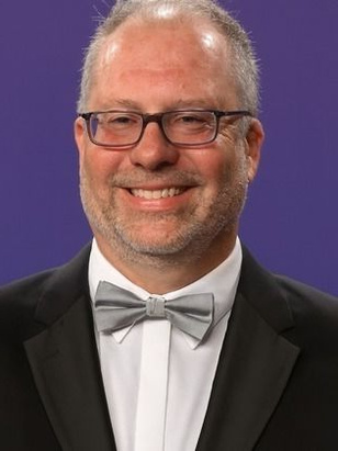 فريدريك إي أو توي