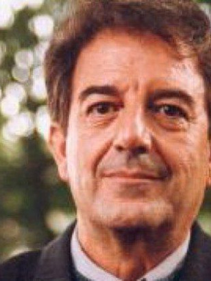 سيد أحمد أقومي