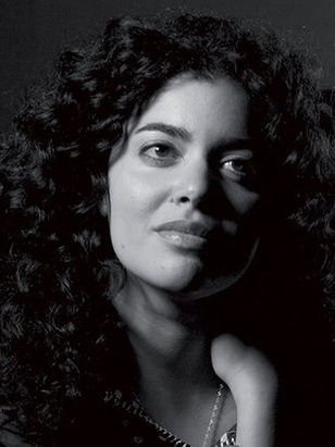 نادية بنزاكور