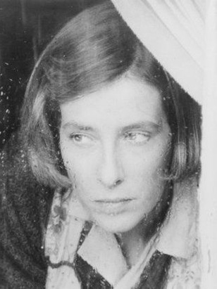 فيليس لوجان