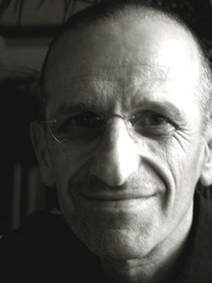 نيك لاذوريس