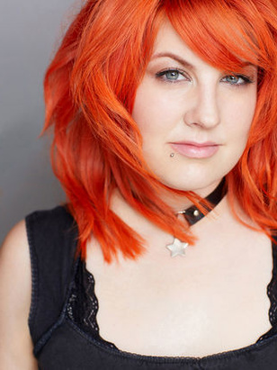 كيرا باكلاند