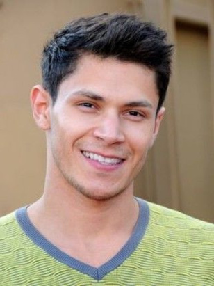 اليكس ميراز