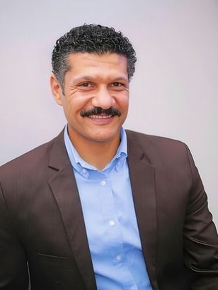 محمود مبروك