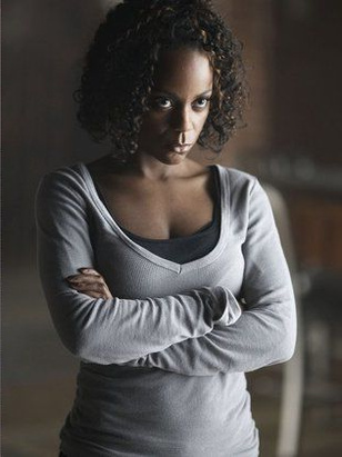 لوسيندا دايفيس