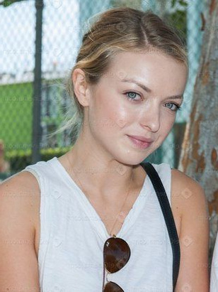 فرانشيسكا ايستوود