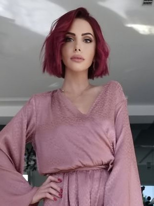 مونيانا مقهور