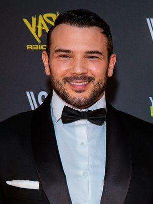 ستيفين بليدز