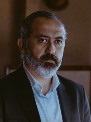 قادر تشارميك