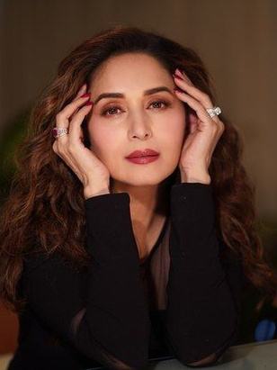 مادهوري ديكسيت