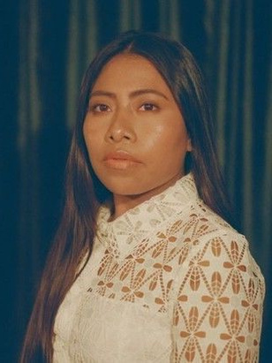 ياليتزا أباريسيو