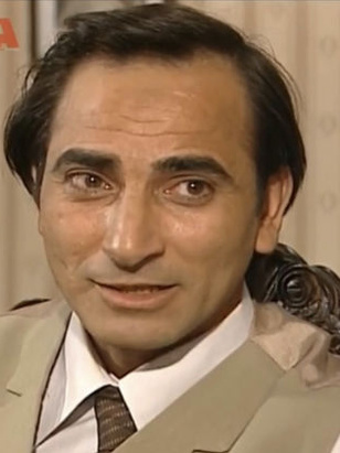 هشام كامل