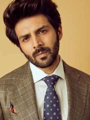 كارتيك أريان