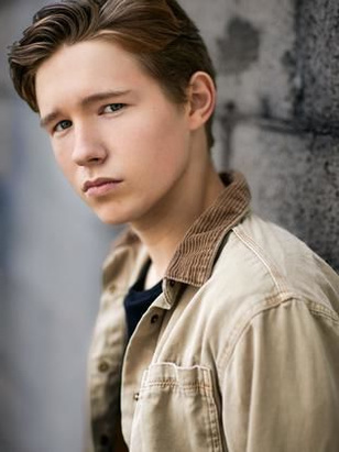 لوك ديفيد بلوم