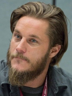 ترافيس فيميل