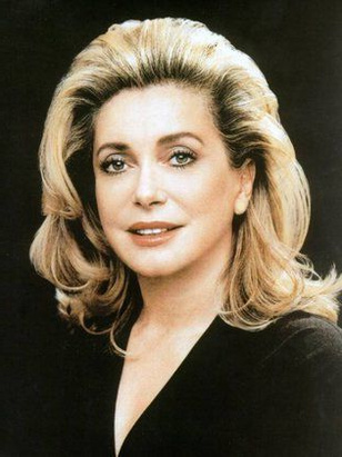 كاثرين دينوف