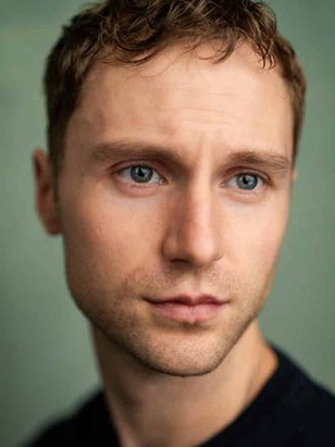 ديزموند إيستوود