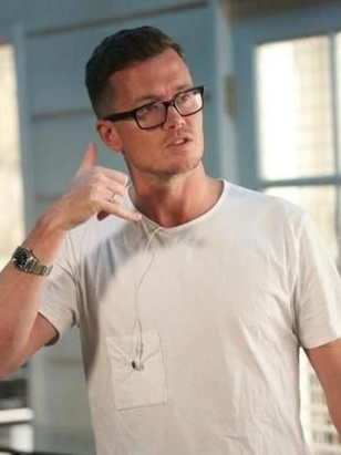 إيليوت هجارتي