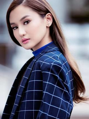 شينا فيلومينو