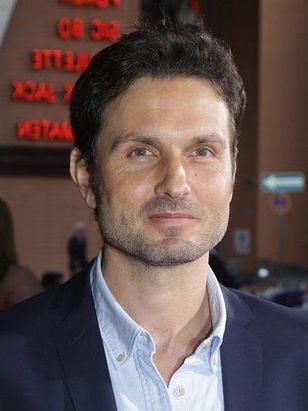 سيمون فرهوفن