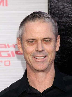 سي. توماس هويل