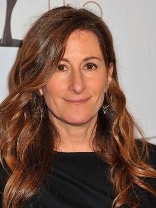 نيكول هولوفسينر