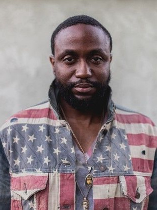 بايرون باورز