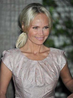 كريستين شينويث