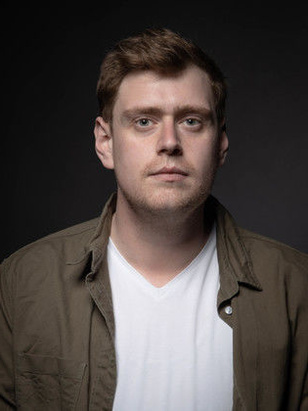 دانيال بارنز