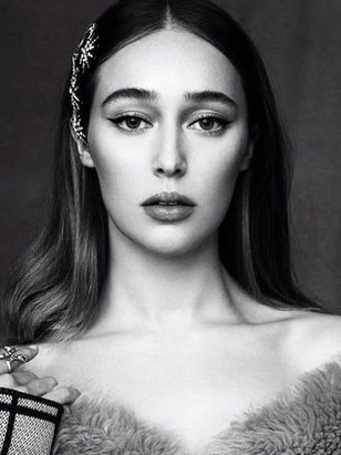 أليشا ديبنام كيري