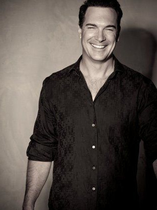 باتريك واربورتون