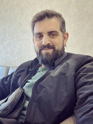 علي شمالي